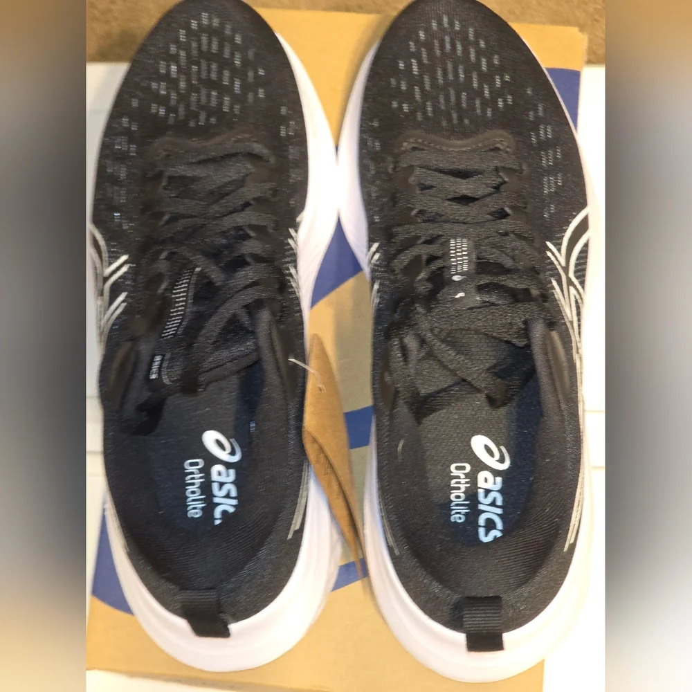 ASICS Gel-Excite 10 Women’s Running Shoes – Black/White Size 7 New in Box - Picture 5 of 8